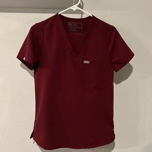 Figs XS scrub tops and matching SMALL ZAMORA jogger pants. $100 per pair